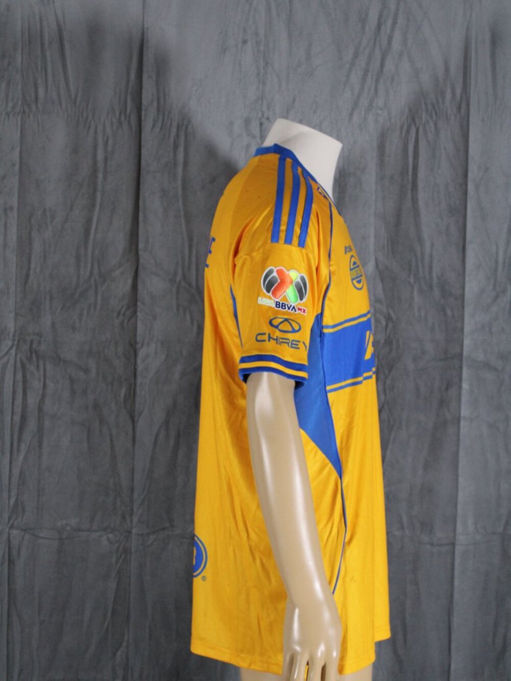 Tigres UANL Jersey - 2025 Home Jersey by Adidas - Men's Large - Picture 10 of 12